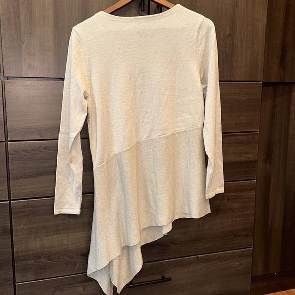 Alfano Asymmetrical Beige Shimmer Top Size M - Picture 4 of 5